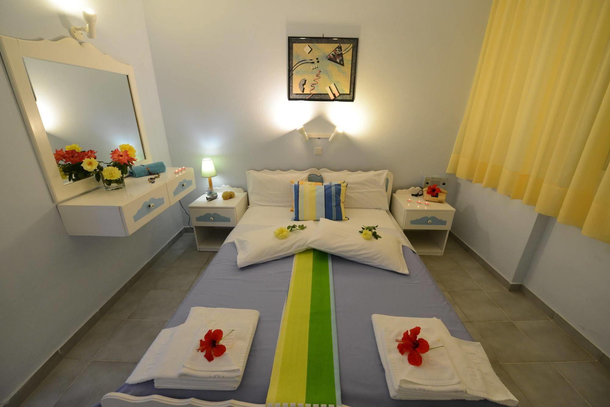 Golden Star Relax Hotel - Adults Only 16 Plus Tigkaki  Exterior photo